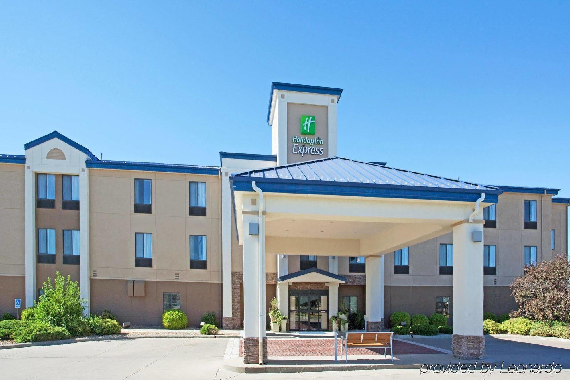 Country Inn And Suites By Radisson Garden City Ks Exterior foto